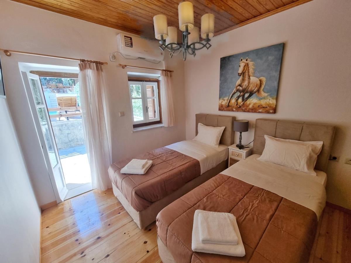 فيلا Karya Boutique Mansion Kariá المظهر الخارجي الصورة
